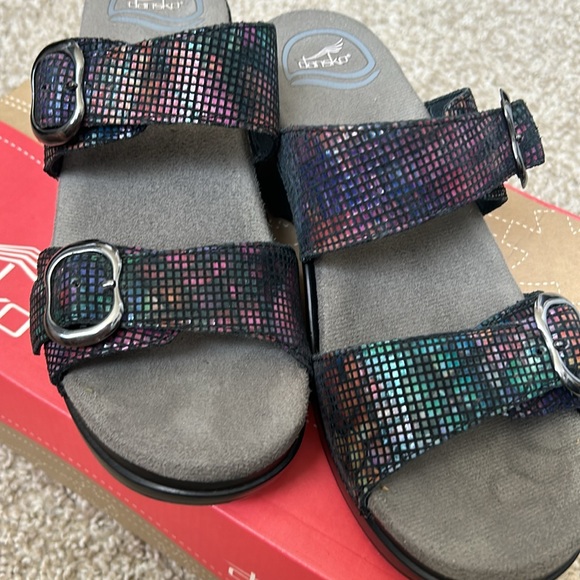 Dansko stained glass shoes - Picture 2 of 4